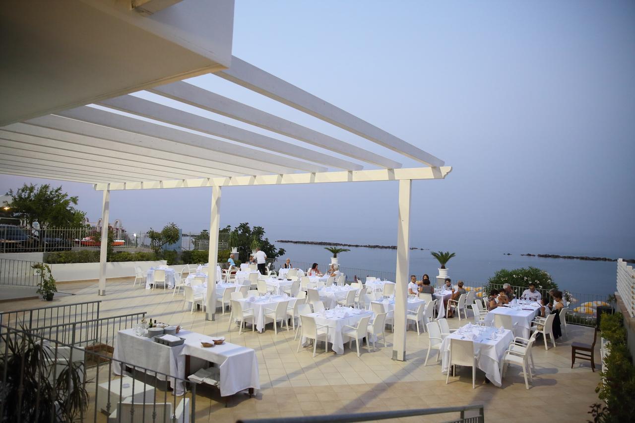 Hotel Dolce Stella Torre Melissa Exterior foto